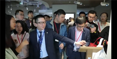 江森自控智能控制系统发布  智能家居展厅同步落地上海总部