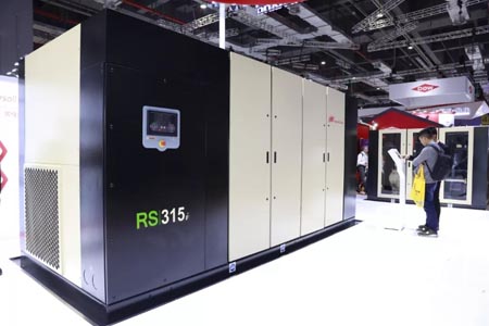 第二届进博会剪影：英格索兰发布第二代RS315-355kW微油螺杆空压机